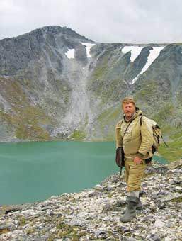 Озеро Грубепендиты. Приполярный Урал